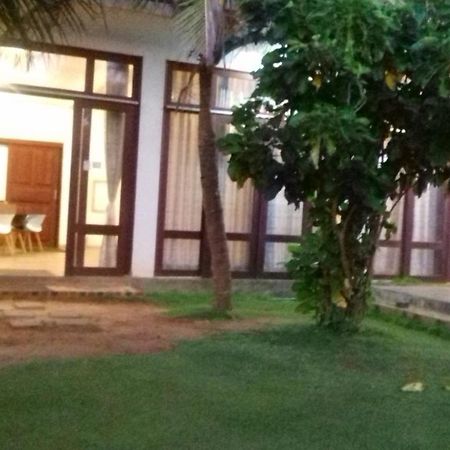 Hi Win Hotel Chilaw Eksteriør billede