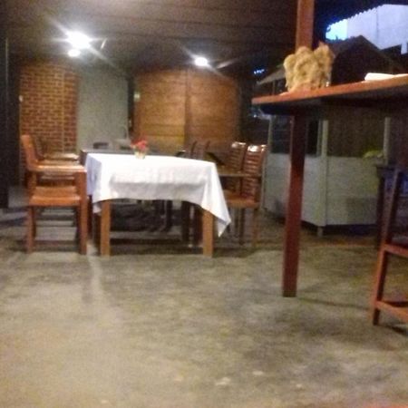 Hi Win Hotel Chilaw Eksteriør billede