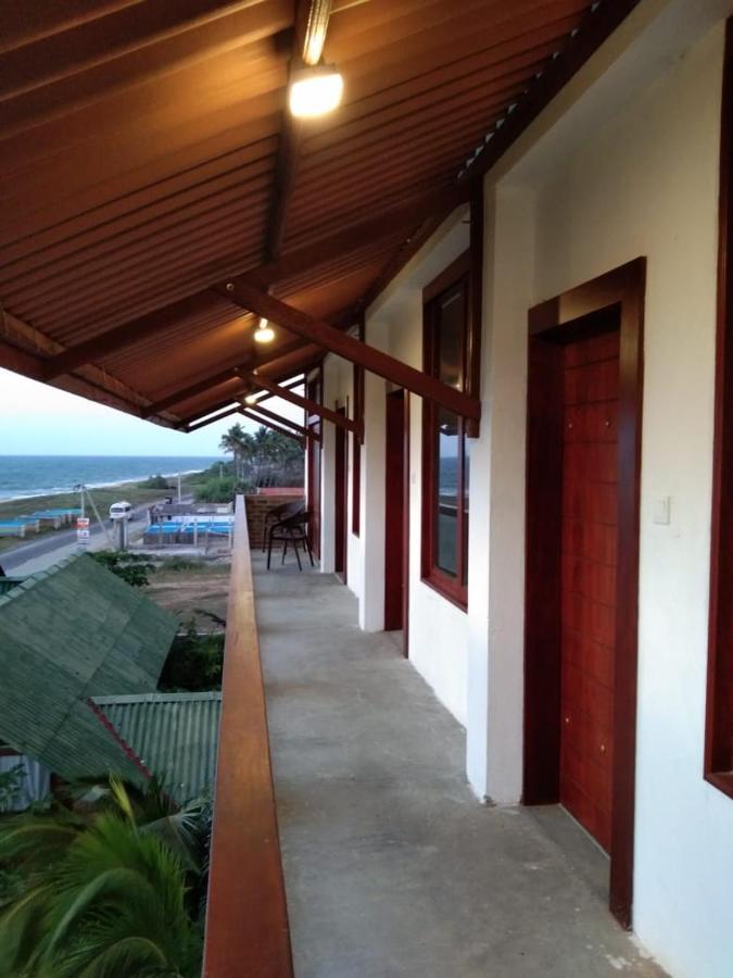 Hi Win Hotel Chilaw Eksteriør billede