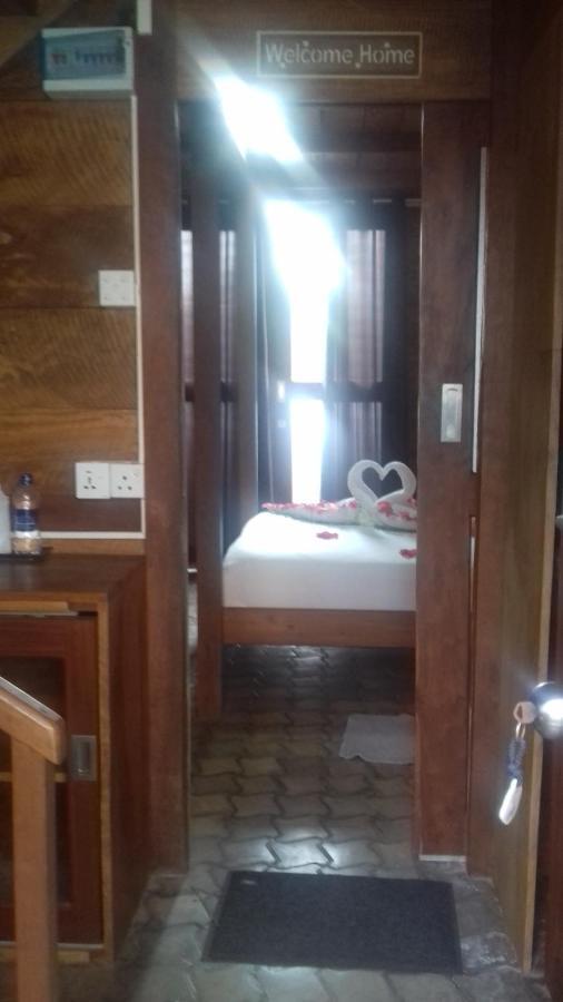 Hi Win Hotel Chilaw Eksteriør billede