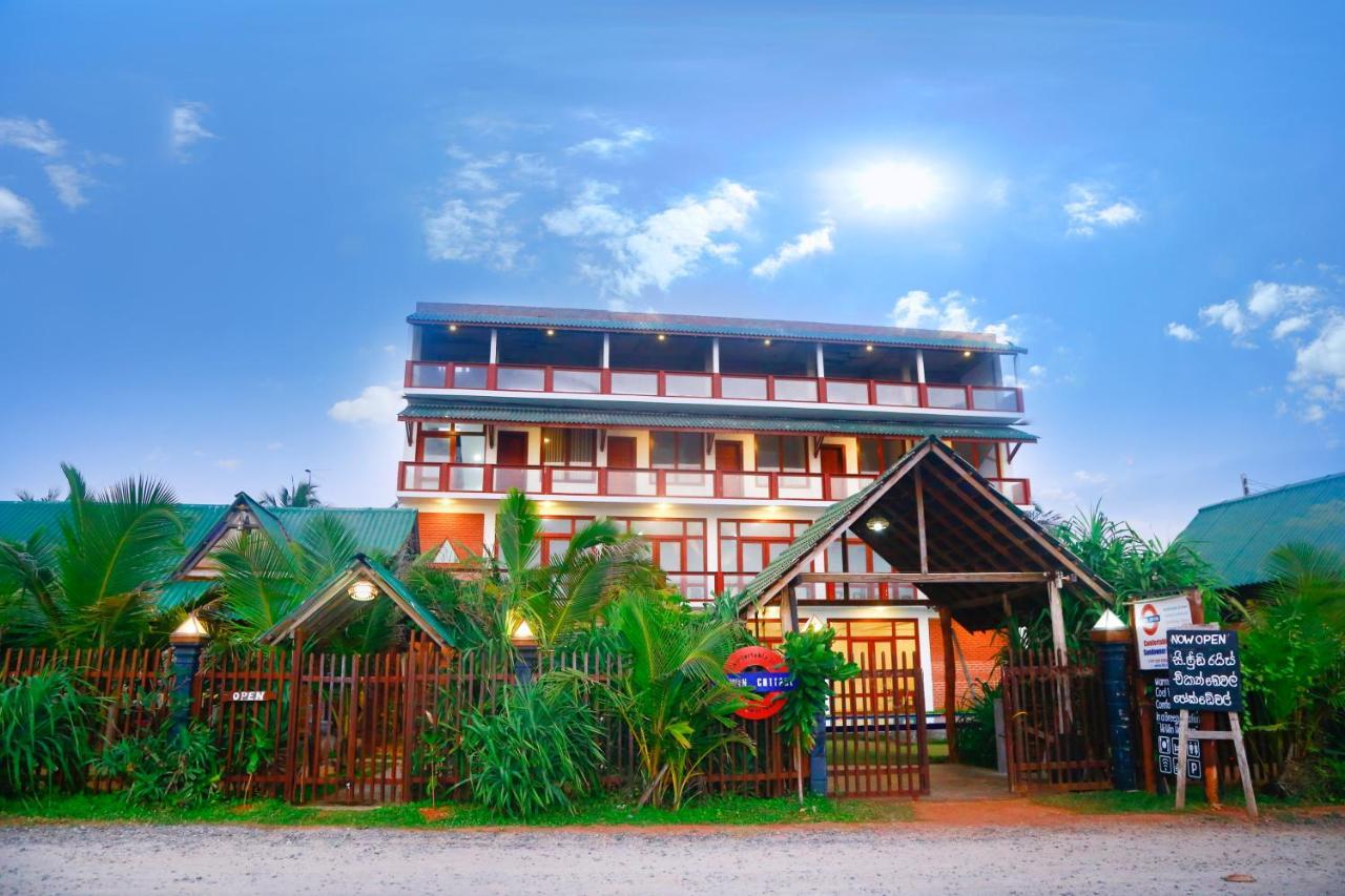 Hi Win Hotel Chilaw Eksteriør billede