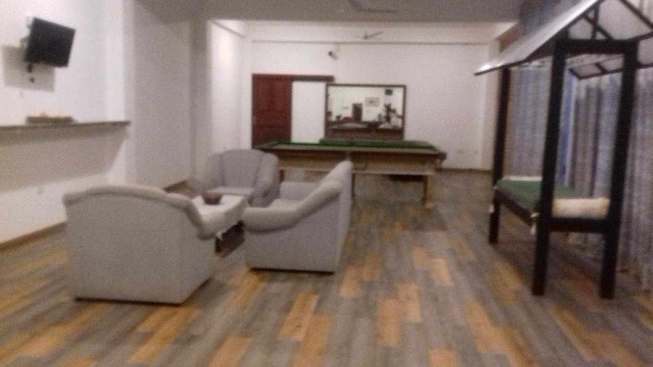 Hi Win Hotel Chilaw Eksteriør billede